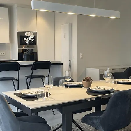 아파트 Chez Hn Confort Et Style 에더젬